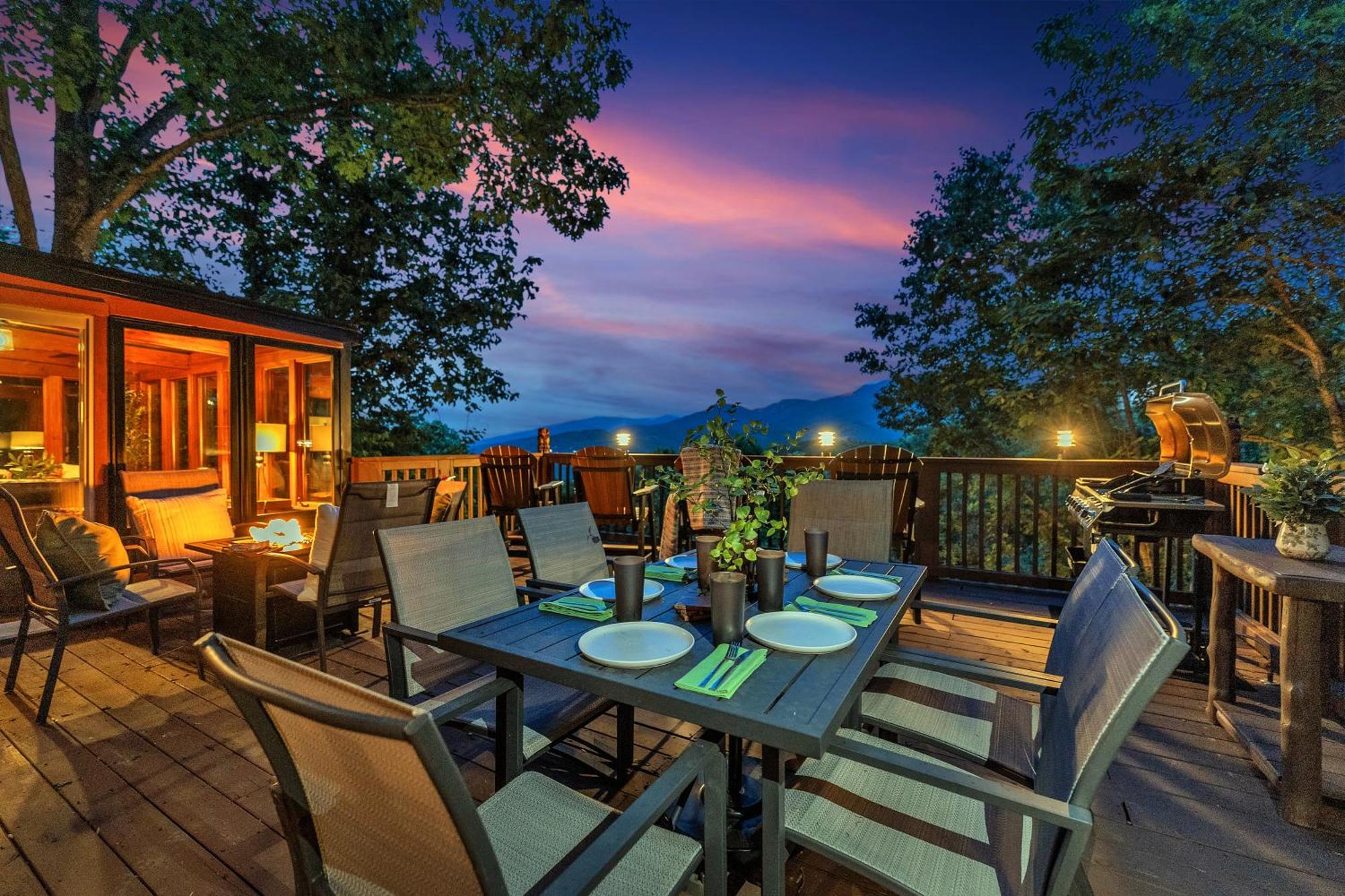 Family Chalet With Sauna, Hottub, Heavenly Views! Mins To Downtown! Gatlinburg Kültér fotó