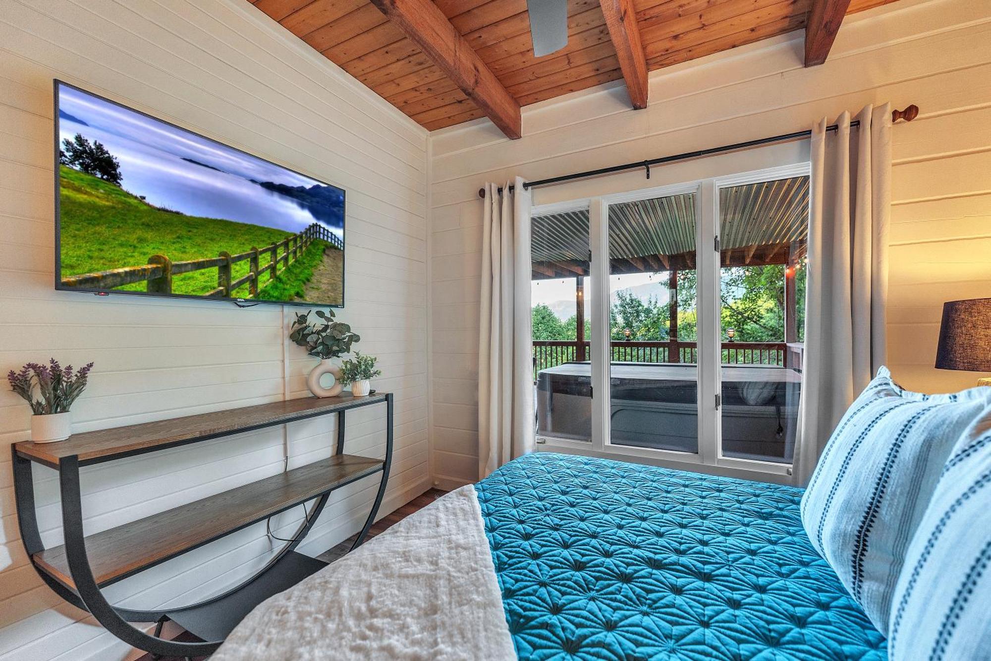 Family Chalet With Sauna, Hottub, Heavenly Views! Mins To Downtown! Gatlinburg Kültér fotó