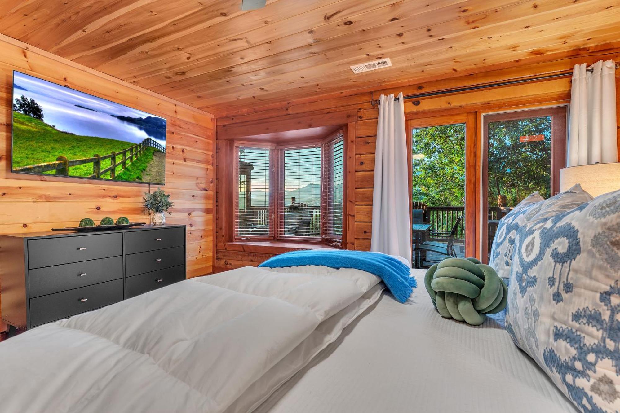 Family Chalet With Sauna, Hottub, Heavenly Views! Mins To Downtown! Gatlinburg Kültér fotó